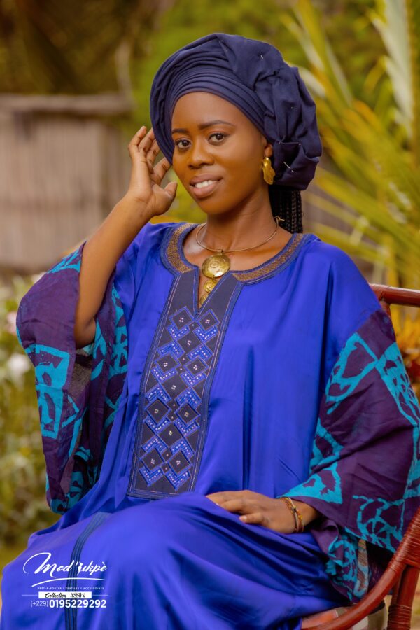 Boubou en soie brodé ASSIKI – Image 4