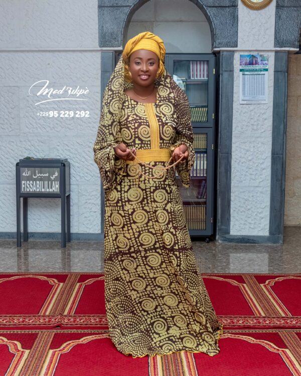 Robe Ayoka