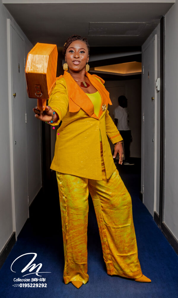 Ensemble tailleur pantalon soie – Image 3