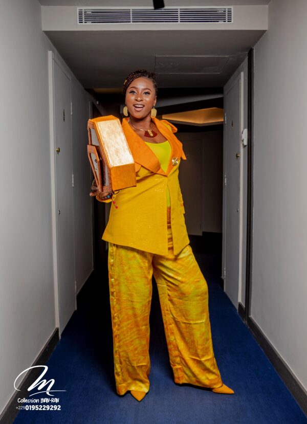 Ensemble tailleur pantalon soie – Image 4
